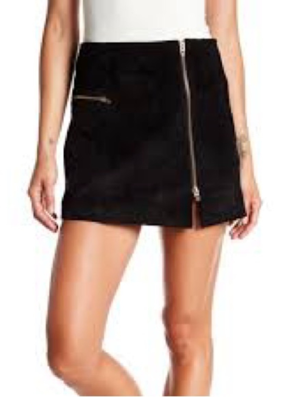 BlankNYC  Leather Suede Mini Skirt with Zipper Detail 30